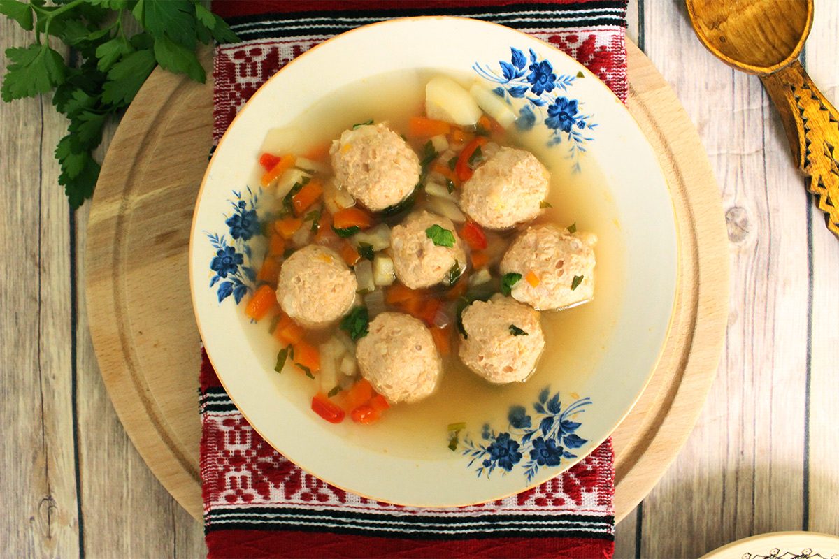 sour soup with meatballs