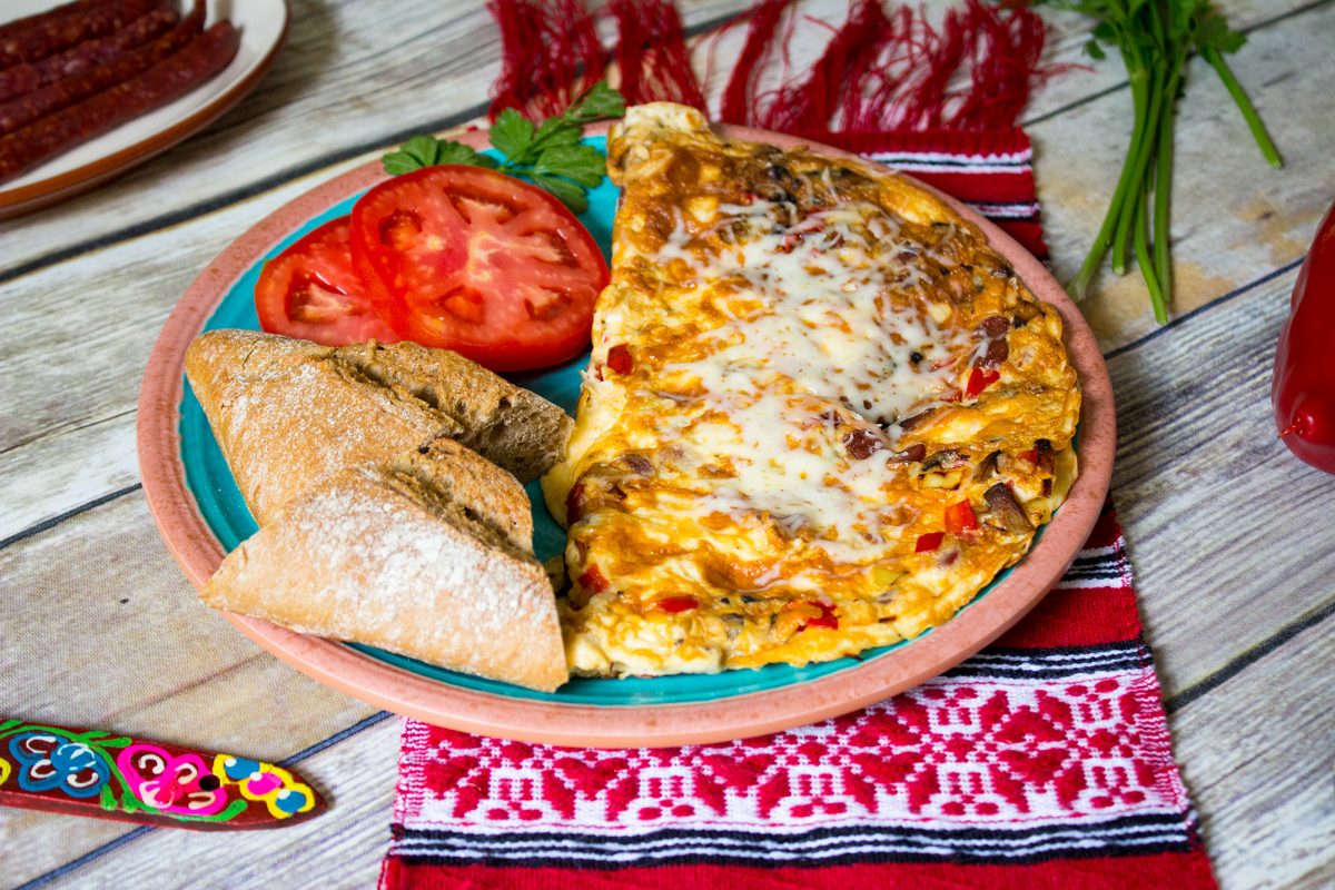 romanian traditional omelette